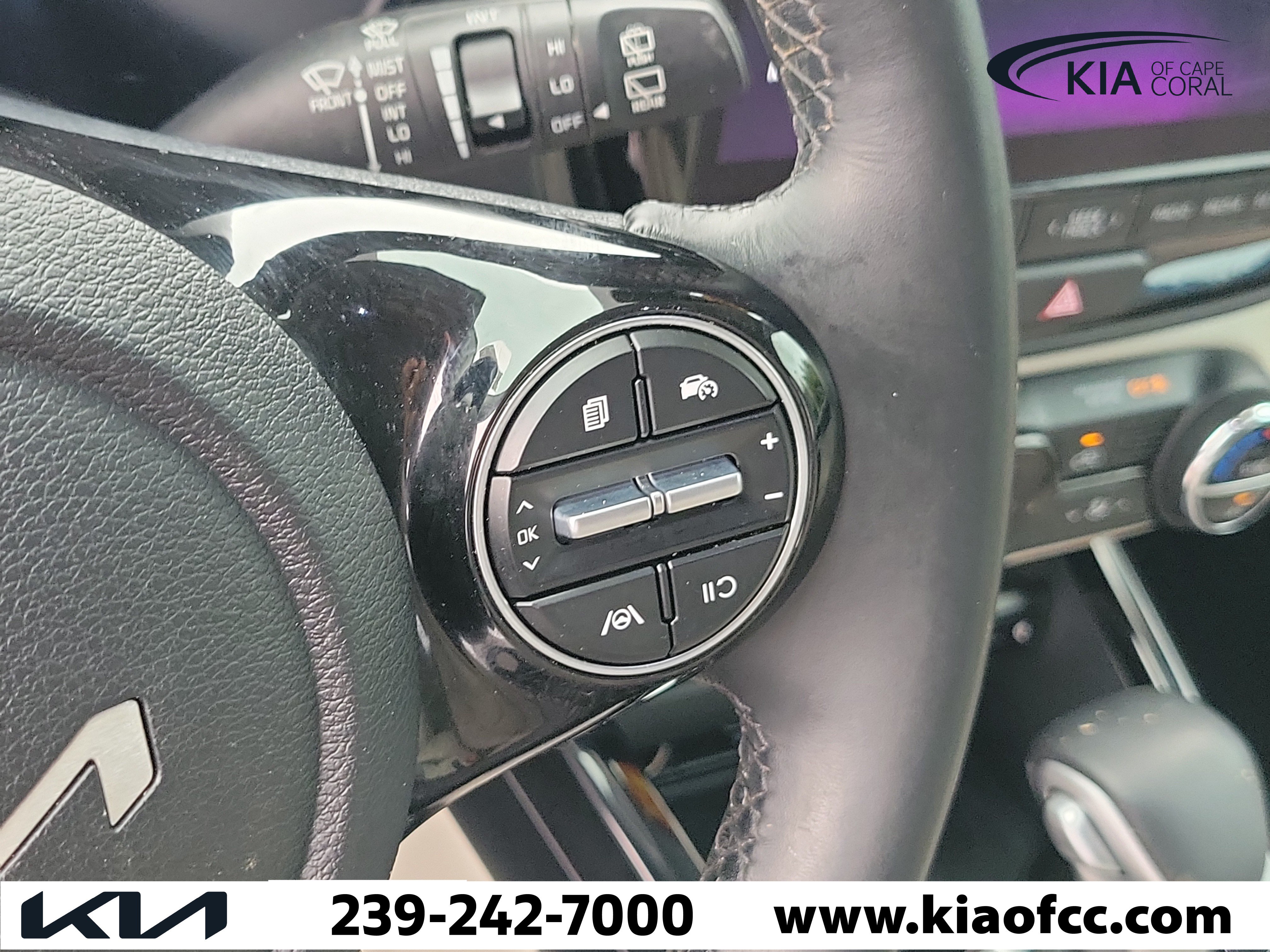 Certified 2025 Kia Soul EX FWD image 27