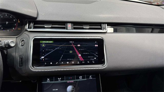 Used 2019 Land Rover Range Rover Velar R-Dynamic SE image 27