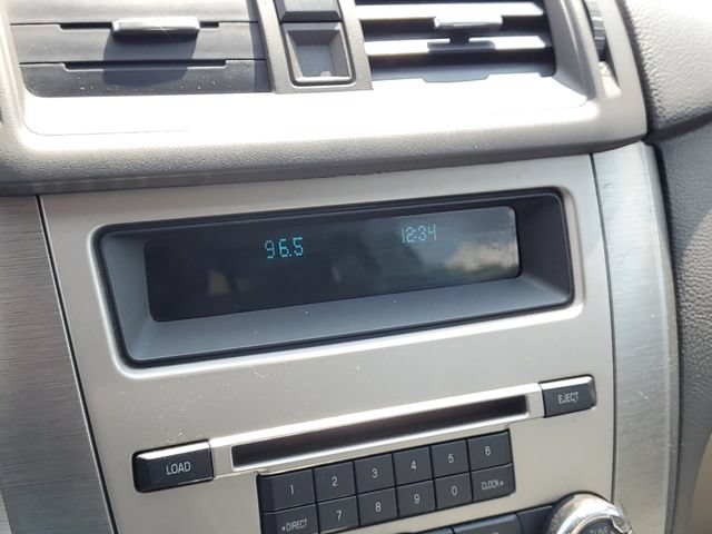 Used 2011 Ford Fusion SE FWD image 20