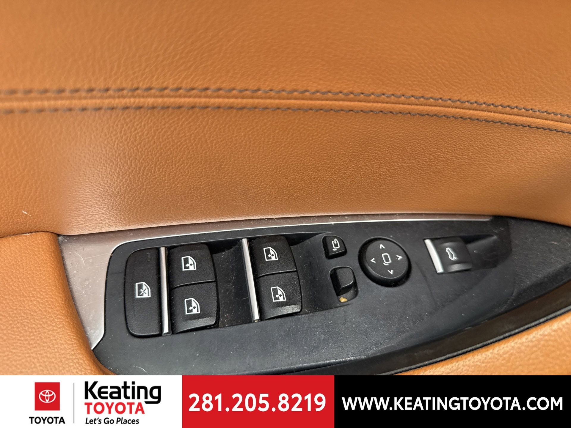 Used 2019 BMW X4 M40i w/ Premium Package image 13