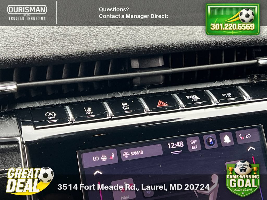 Used 2025 Jeep Grand Cherokee Altitude AWD/4WD image 27