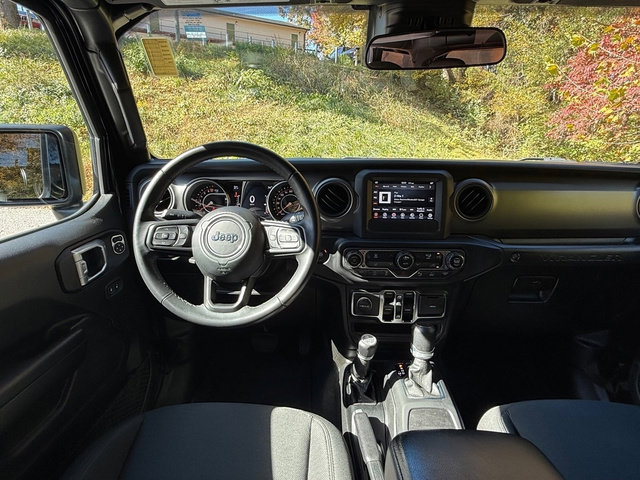 Used 2021 Jeep Wrangler Willys image 10