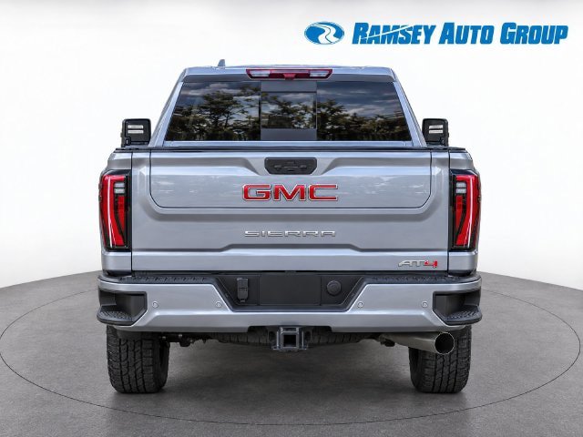 Used 2024 GMC Sierra 2500 AT4 w/ AT4 Preferred Package AWD/4WD image 7