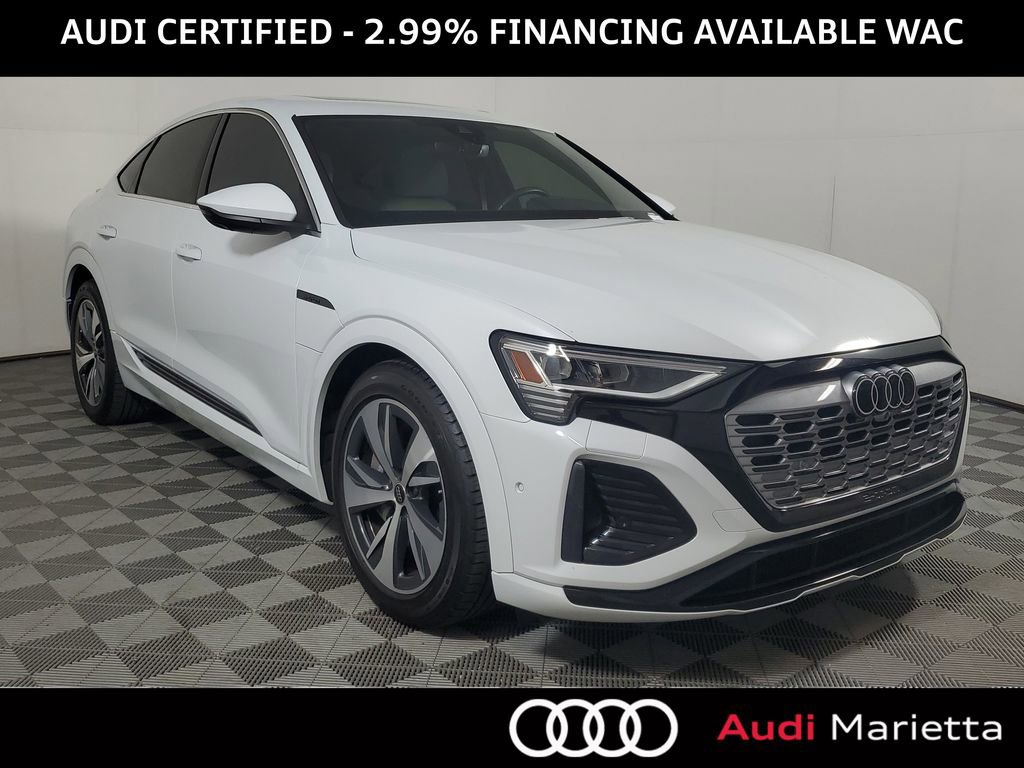 Used 2024 Audi Q8 e-tron Premium Plus w/ Premium Plus Package AWD/4WD video 1