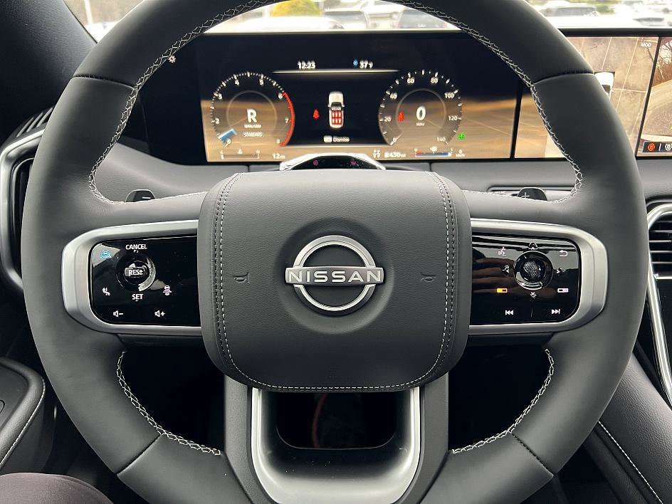 New 2025 Nissan Armada Platinum Reserve image 12