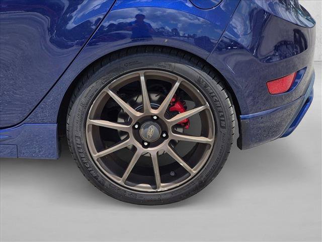 Used 2016 Ford Fiesta ST FWD image 9