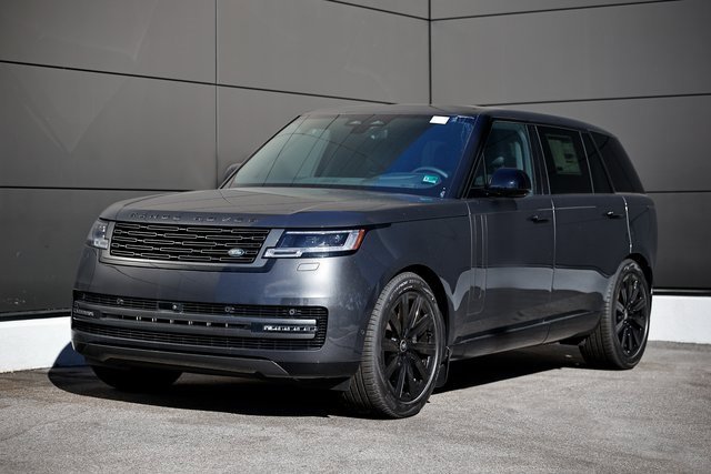 New 2025 Land Rover Range Rover Long Wheelbase SE image 1