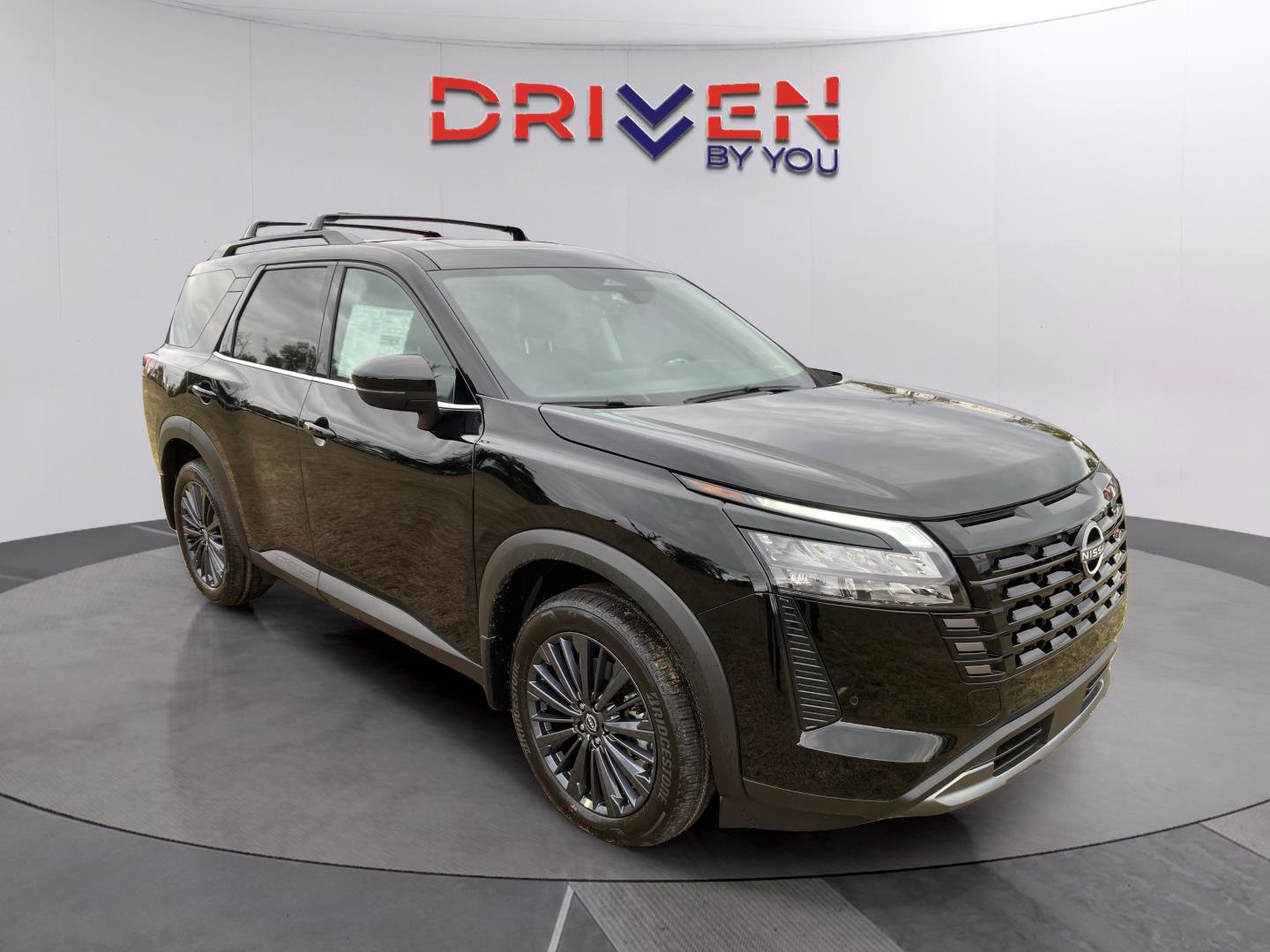 New 2026 Nissan Pathfinder SL w/ SL Premium Package image 8