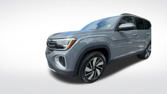 Certified 2025 Volkswagen Atlas SE FWD image 5