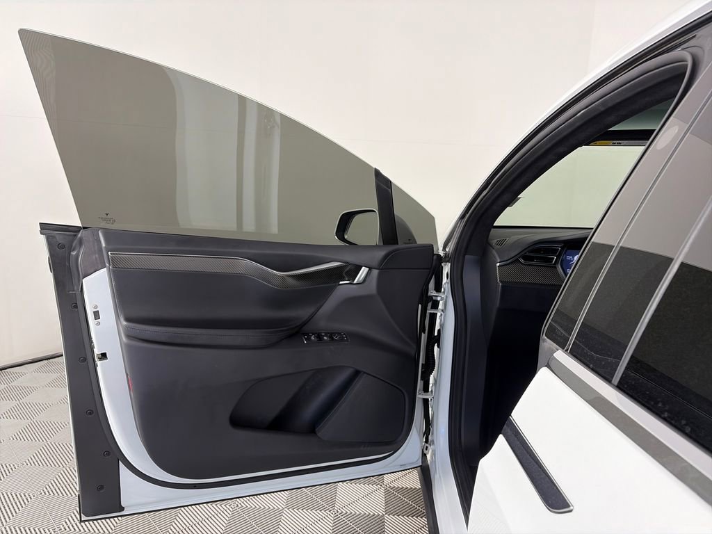 Used 2018 Tesla Model X 100D AWD/4WD image 10