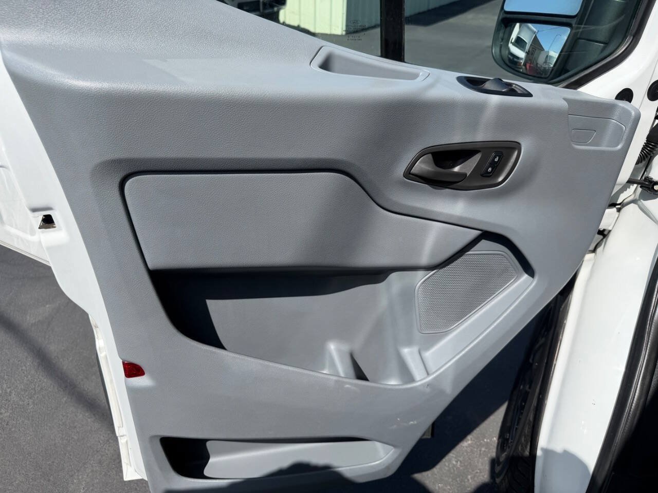 Used 2015 Ford Transit 150 148 Medium Roof RWD image 17