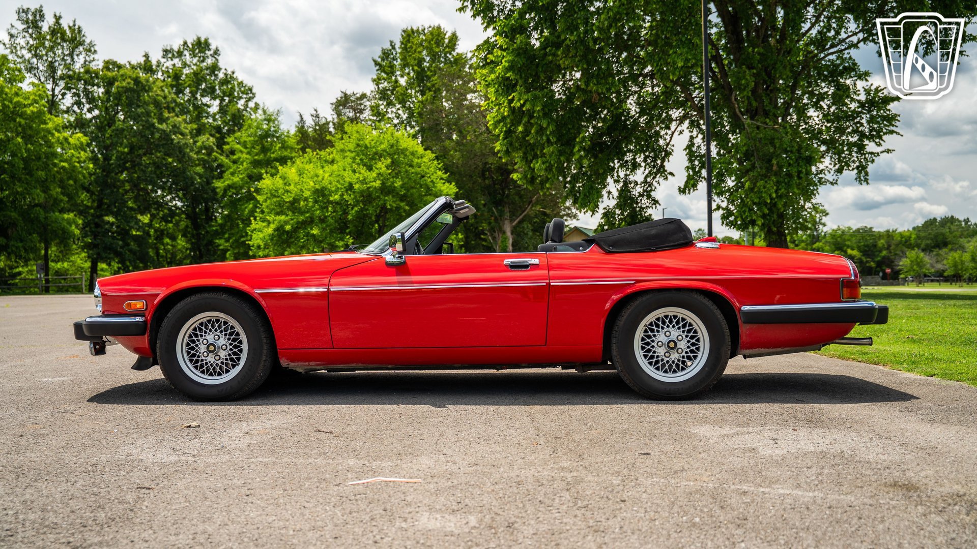 Used 1990 Jaguar XJS V12 Convertible RWD image 9