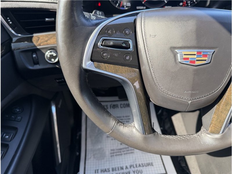 Used 2016 Cadillac Escalade Platinum AWD/4WD image 42