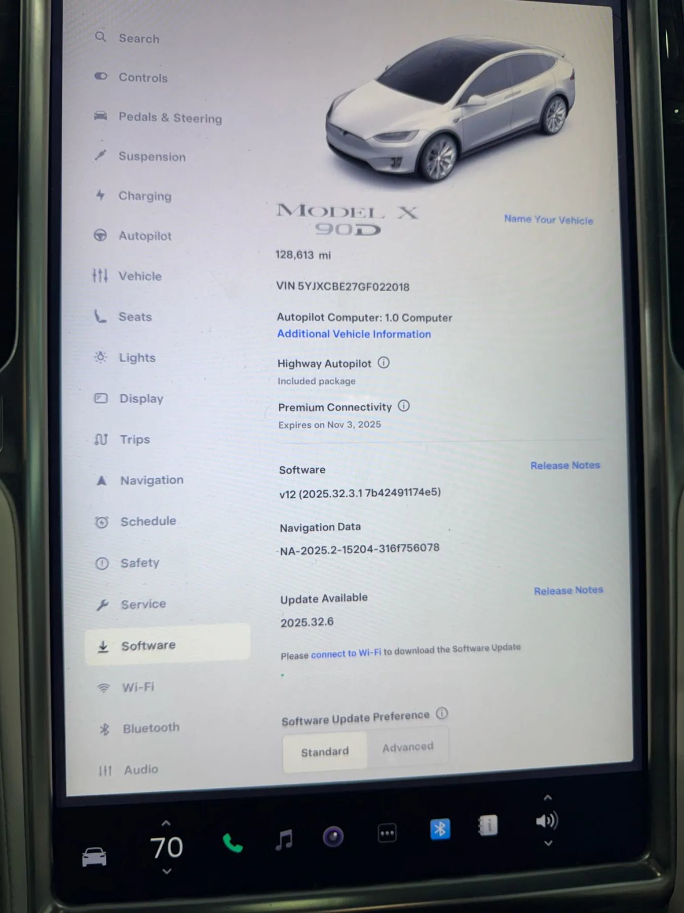 Used 2016 Tesla Model X 90D image 38