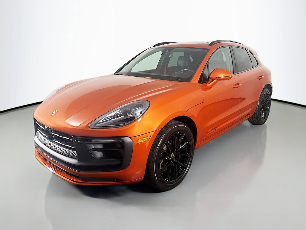 Certified 2024 Porsche Macan GTS AWD/4WD image 1