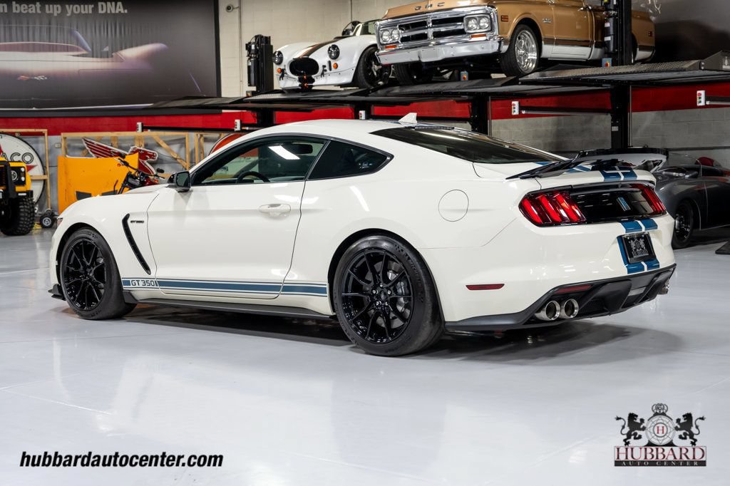 Used 2020 Ford Mustang Shelby GT350 w/ Technology Package RWD image 6