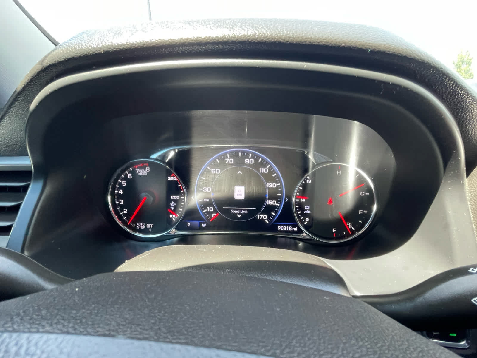 Used 2021 GMC Acadia AT4 w/ Technology Package AWD/4WD image 13