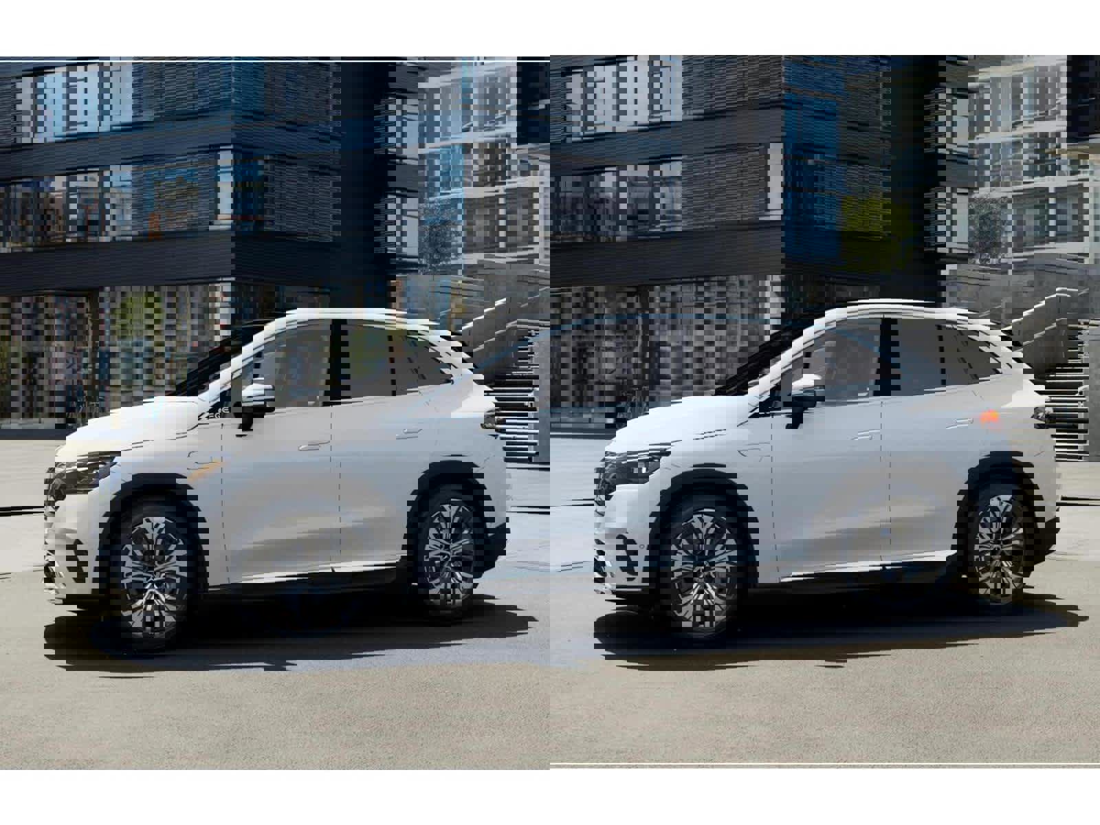 New 2026 Mercedes-Benz EQE 320+ SUV image 35
