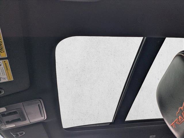 Used 2023 Honda Pilot TrailSport image 16