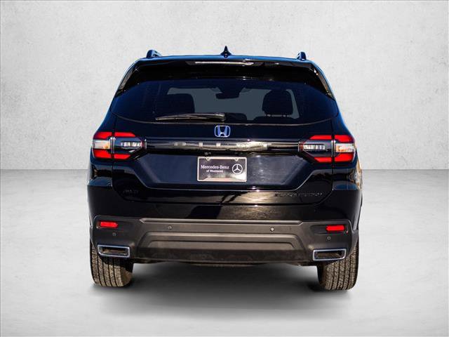 Used 2025 Honda Pilot Black Edition image 6