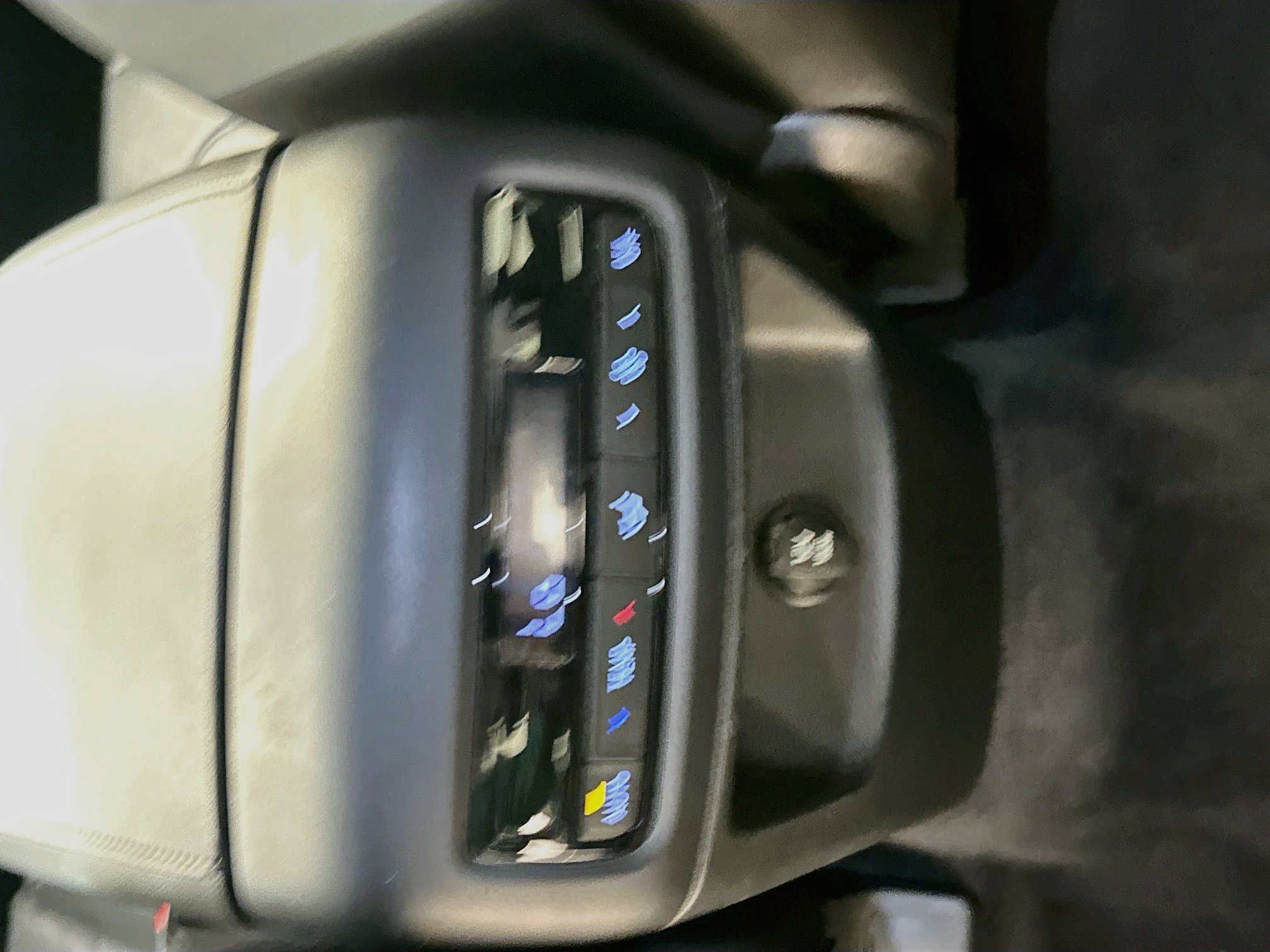 Used 2025 Hyundai Palisade SEL AWD/4WD image 27