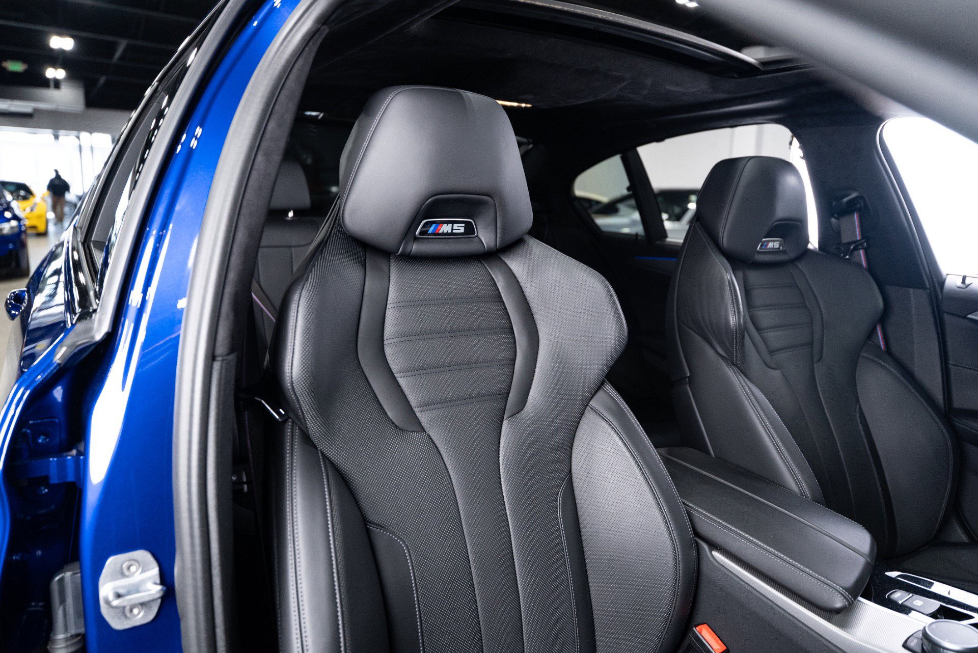 Used 2019 BMW M5 w/ Executive Package image 67