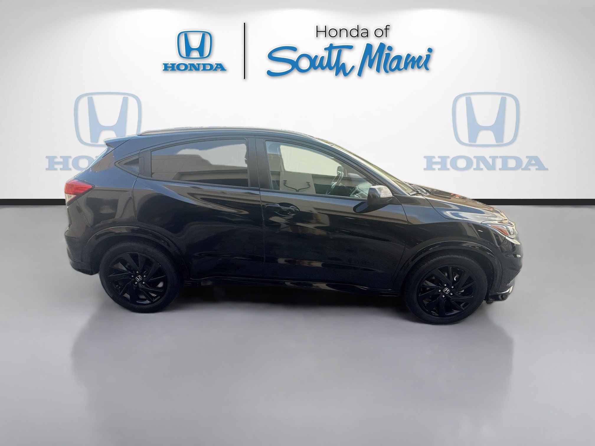Used 2021 Honda HR-V Sport image 8