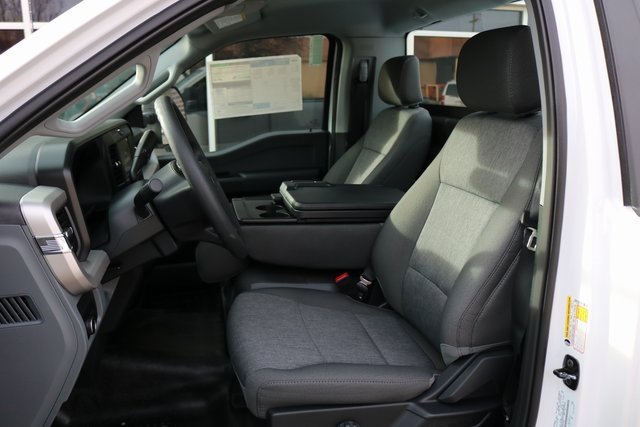 New 2026 Ford F250 XL w/ XL Chrome Package image 17