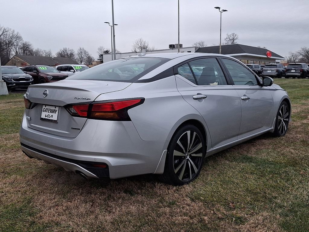 Used 2019 Nissan Altima 2.0 Platinum image 6
