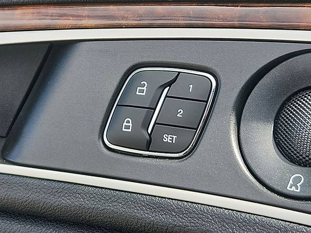 Used 2019 Lincoln MKZ Reserve w/ Reserve Plus Package AWD/4WD image 24