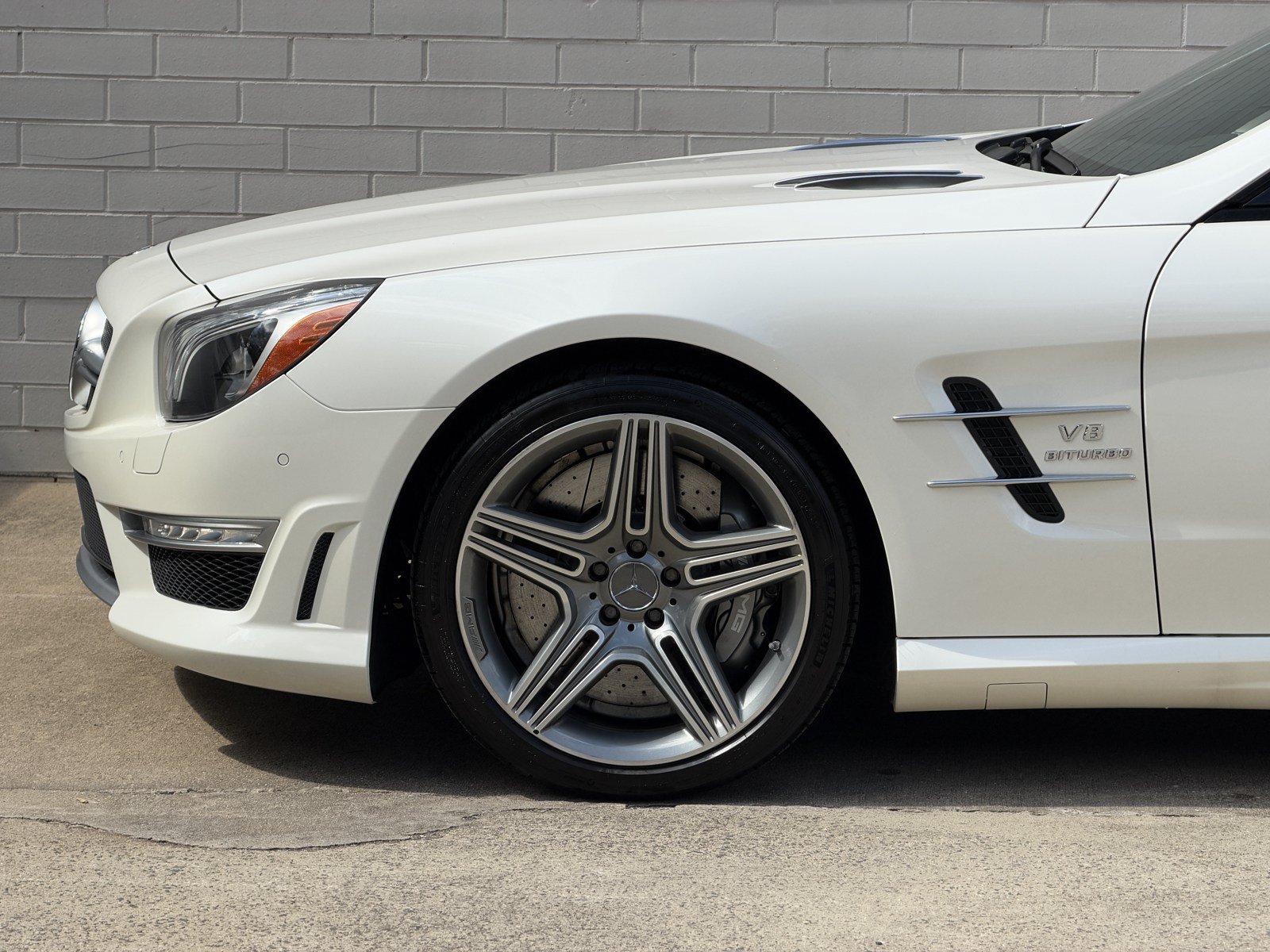 Used 2013 Mercedes-Benz SL 63 AMG image 12