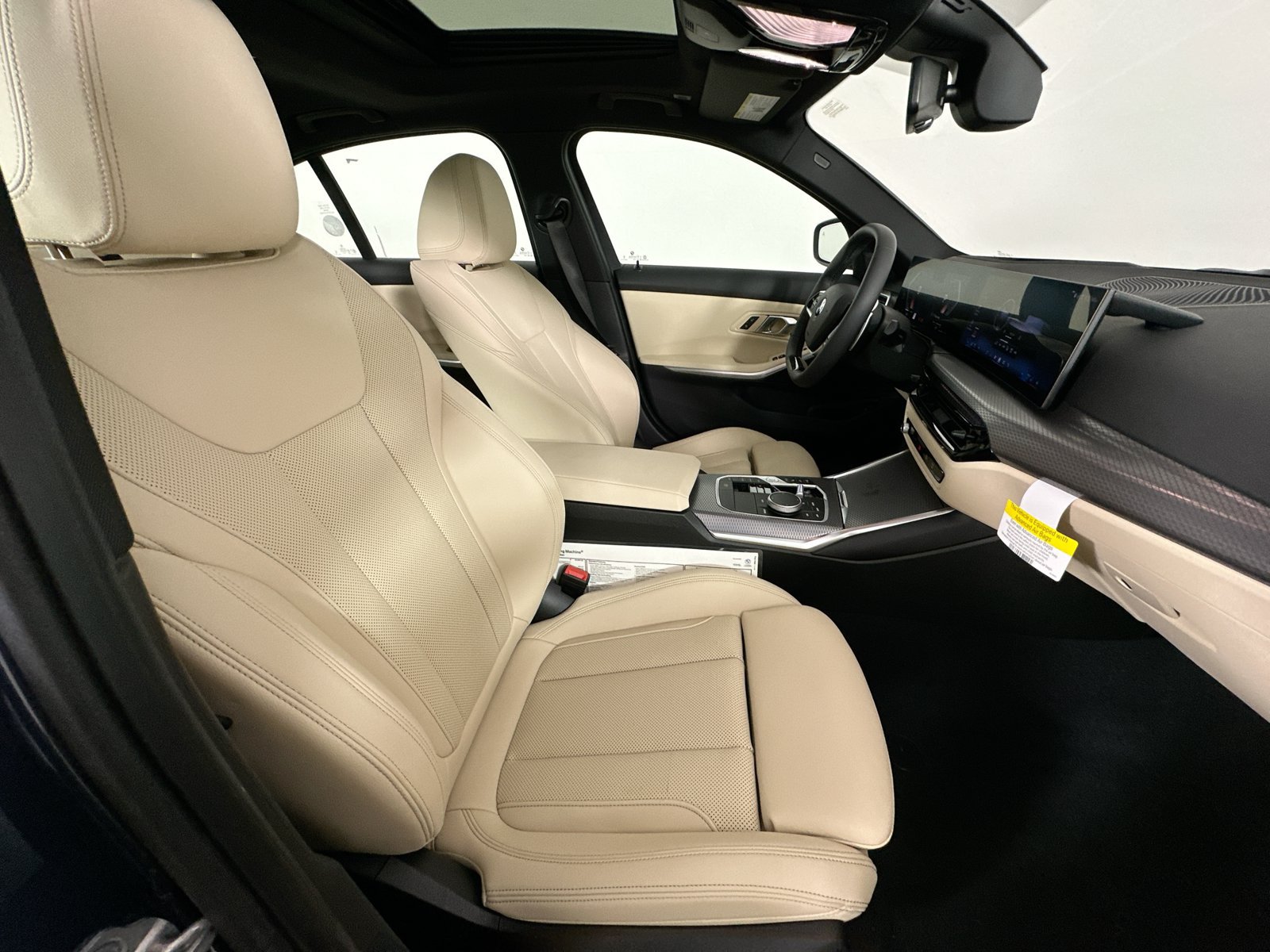 New 2026 BMW 330i xDrive Sedan w/ Premium Package AWD/4WD image 46