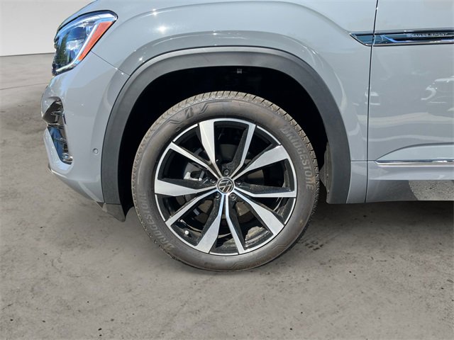 New 2025 Volkswagen Atlas Cross Sport SEL Premium R-Line image 14