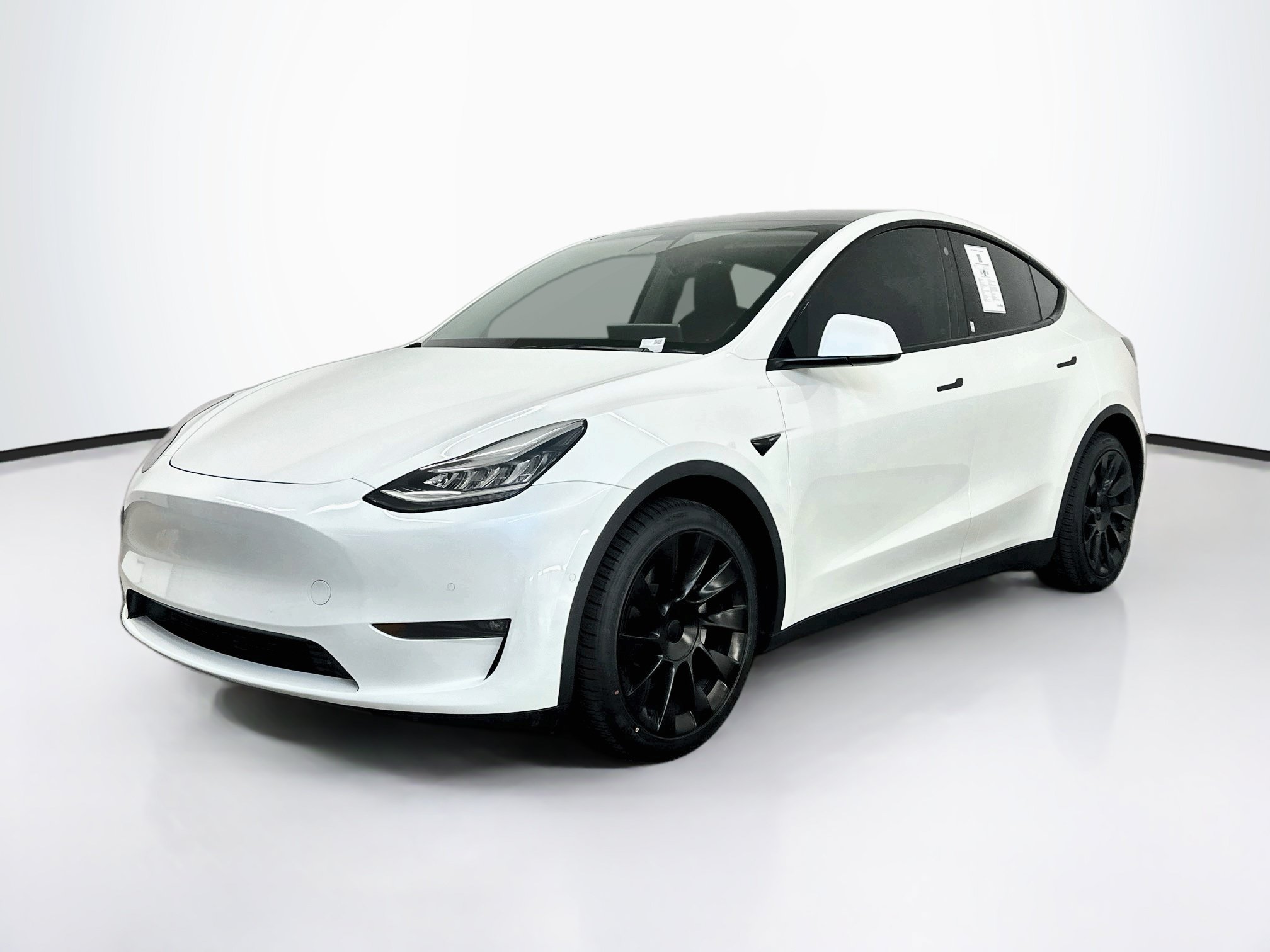 Used 2021 Tesla Model Y Long Range AWD/4WD image 3