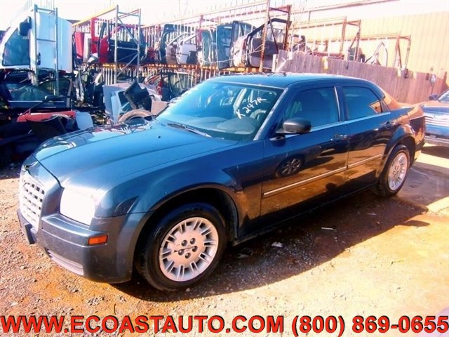 Used 2007 Chrysler 300 image 2