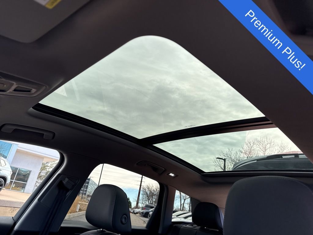 Used 2025 Audi Q6 e-tron Premium Plus w/ Premium Plus AWD/4WD image 23