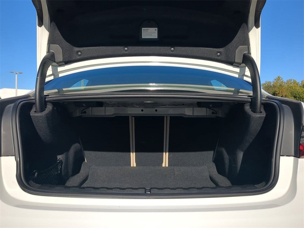 Used 2020 BMW 330i xDrive Sedan w/ Convenience Package image 14