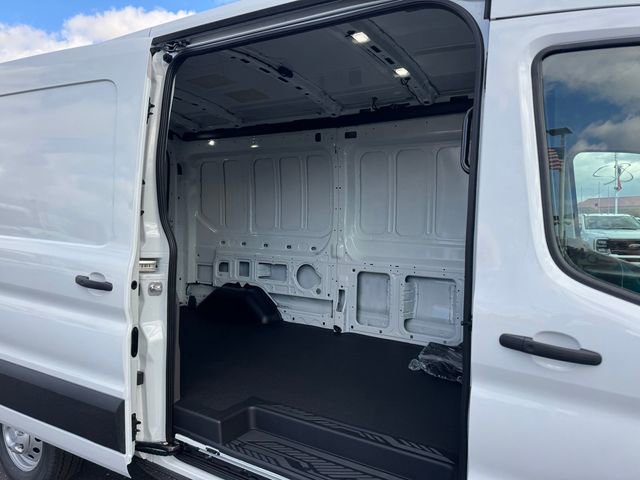 New 2026 Ford Transit 250 148 Medium Roof Extended AWD image 11