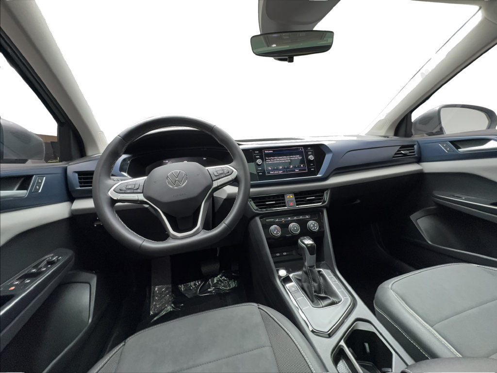 Used 2023 Volkswagen Taos SE w/ Panoramic Sunroof Package FWD image 36