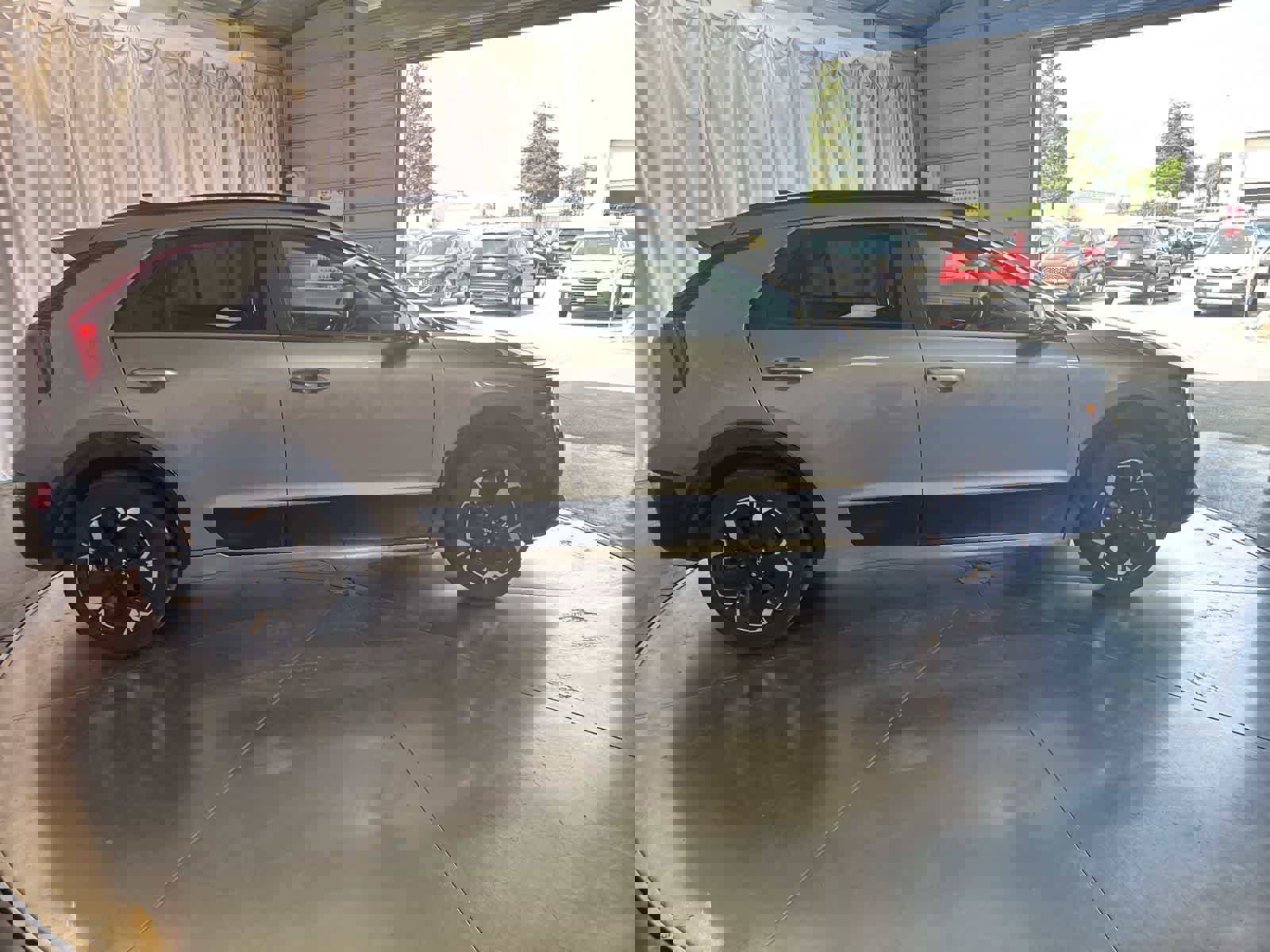 Used 2023 Kia Niro Wind image 4