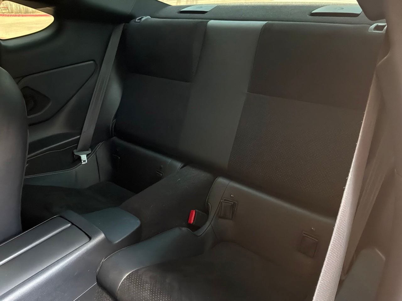 Used 2023 Toyota GR86 Premium RWD image 10