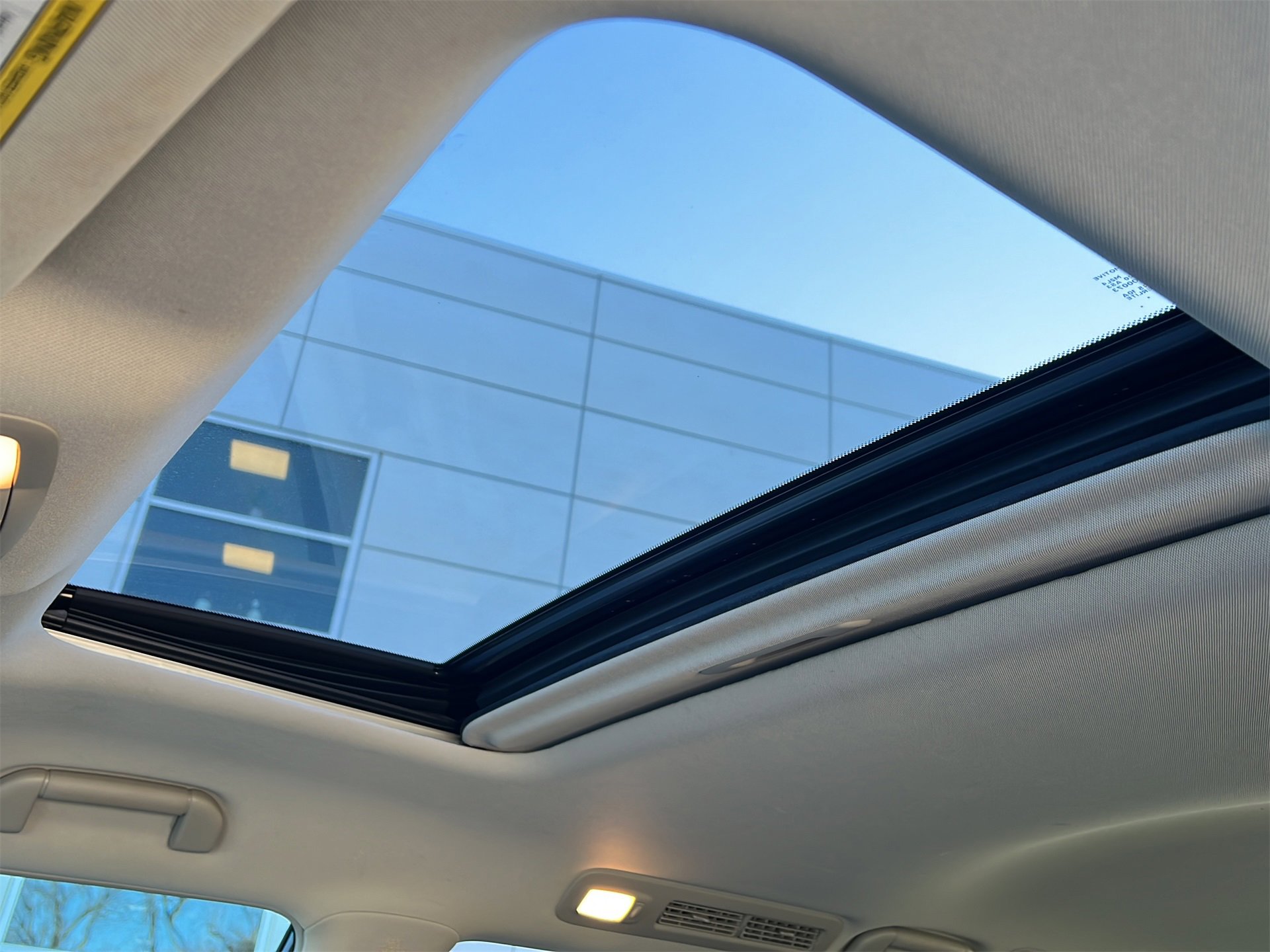 Certified 2018 INFINITI QX80 4WD w/ Deluxe Technology Package image 38