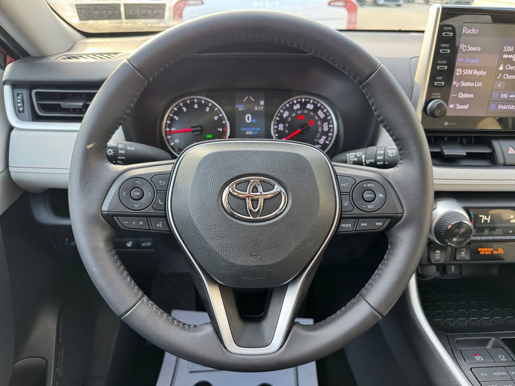 Used 2022 Toyota RAV4 XLE w/ Convenience Package AWD/4WD image 15