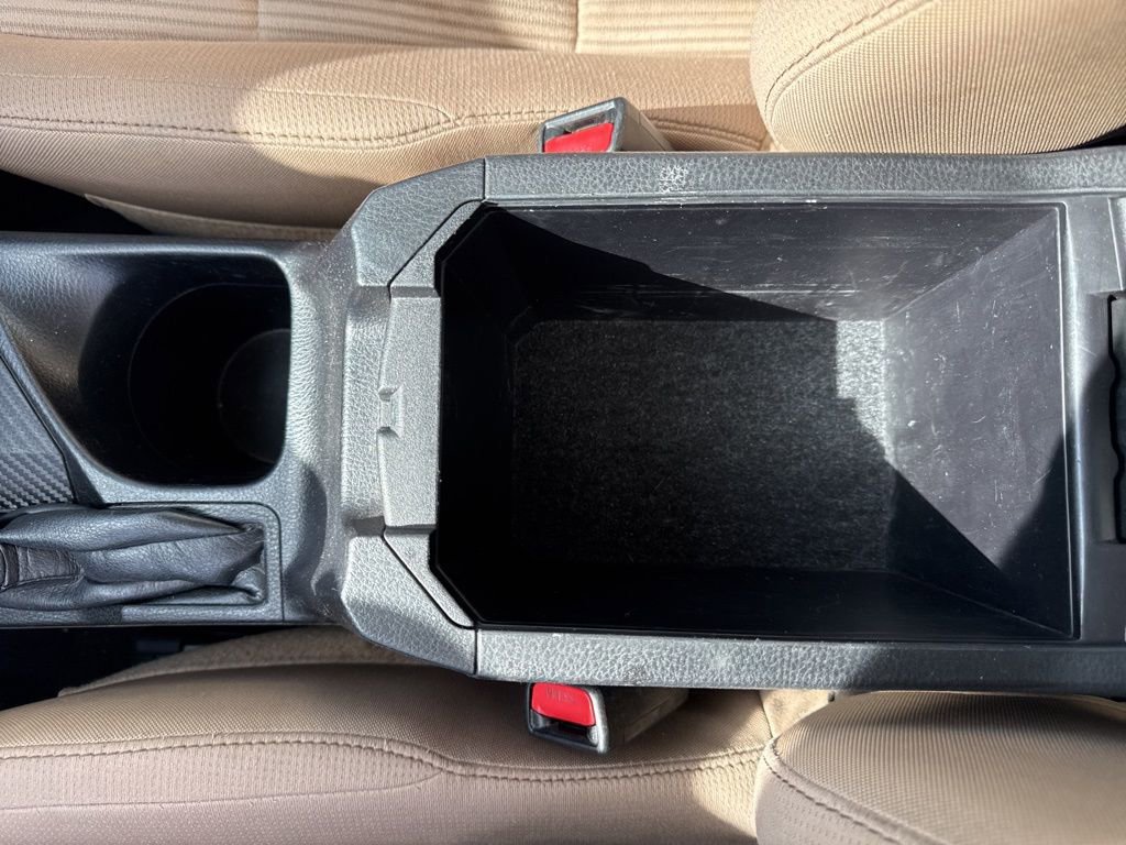 Used 2015 Toyota RAV4 XLE image 24