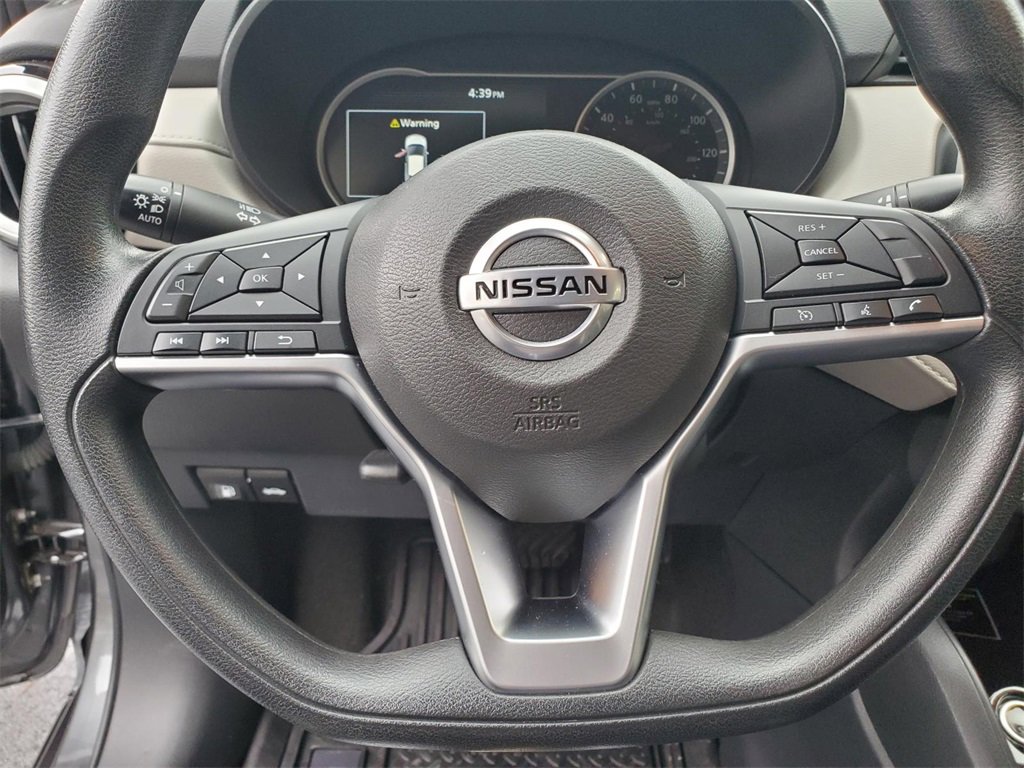 Certified 2022 Nissan Versa SV w/ Trunk Package image 20