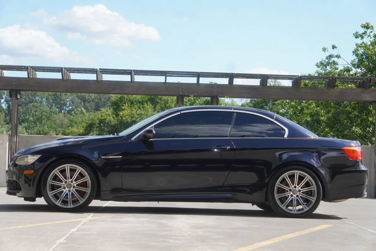 Used 2011 BMW M3 Convertible RWD image 13