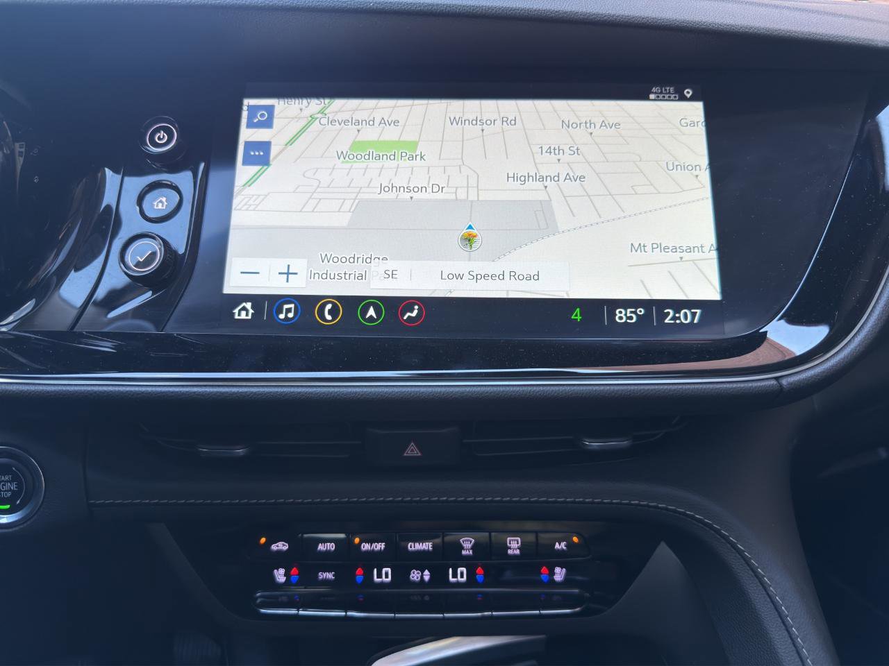 Used 2023 Buick Envision Avenir AWD/4WD image 16