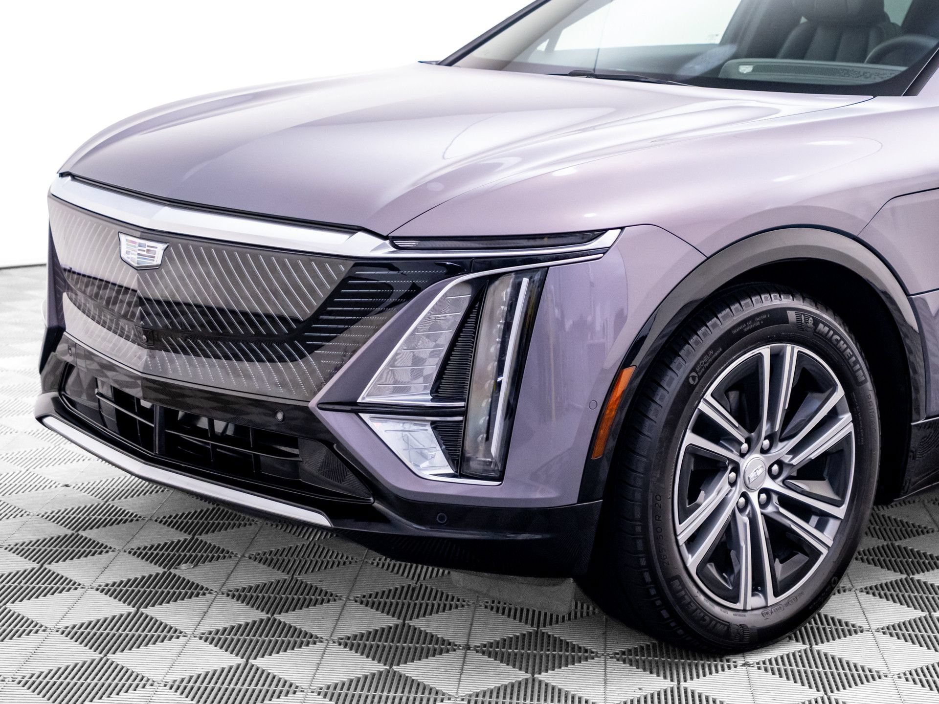 Certified 2024 Cadillac Lyriq Luxury w/ LPO, Floor Liner Package AWD/4WD image 39