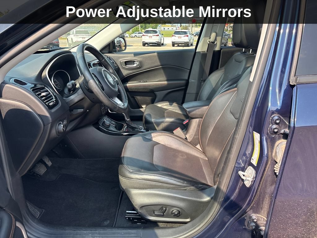 Used 2018 Jeep Compass Limited w/ Navigation Group AWD/4WD image 12