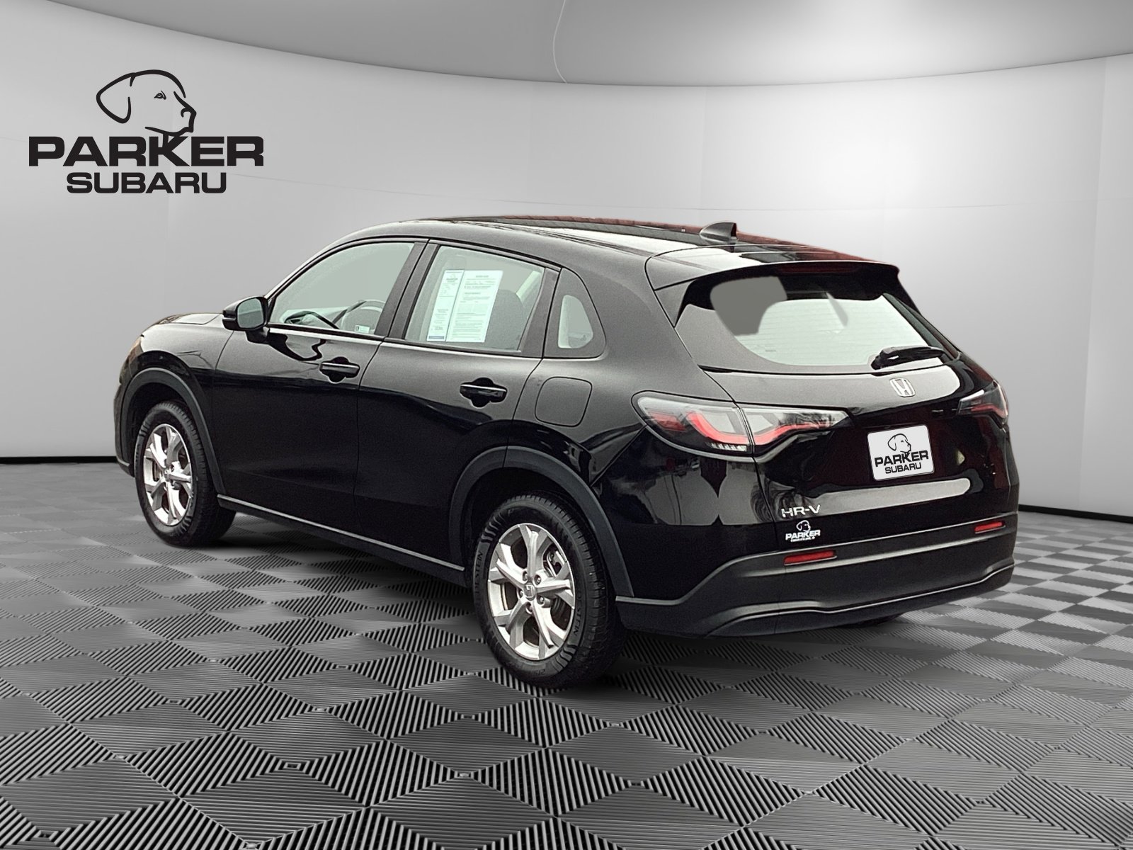 Used 2023 Honda HR-V LX image 3